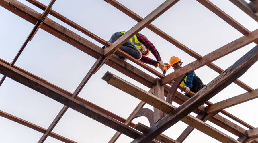 Professional gutter cleaning services in Seymour, CT